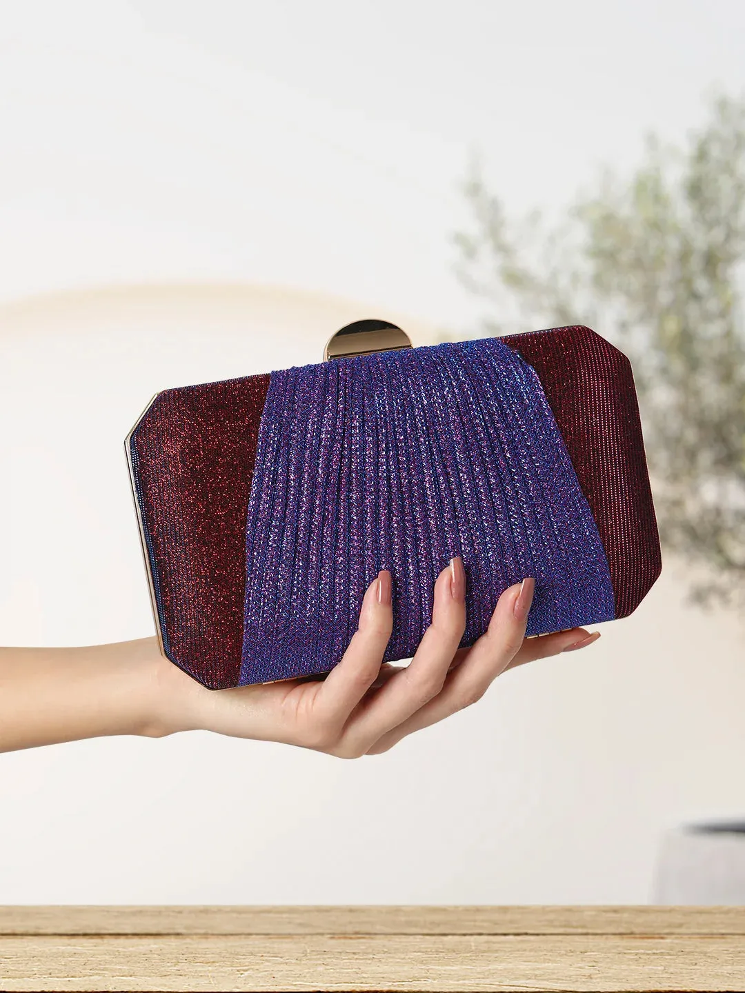 Caprese Gloriana Clutch Small Red