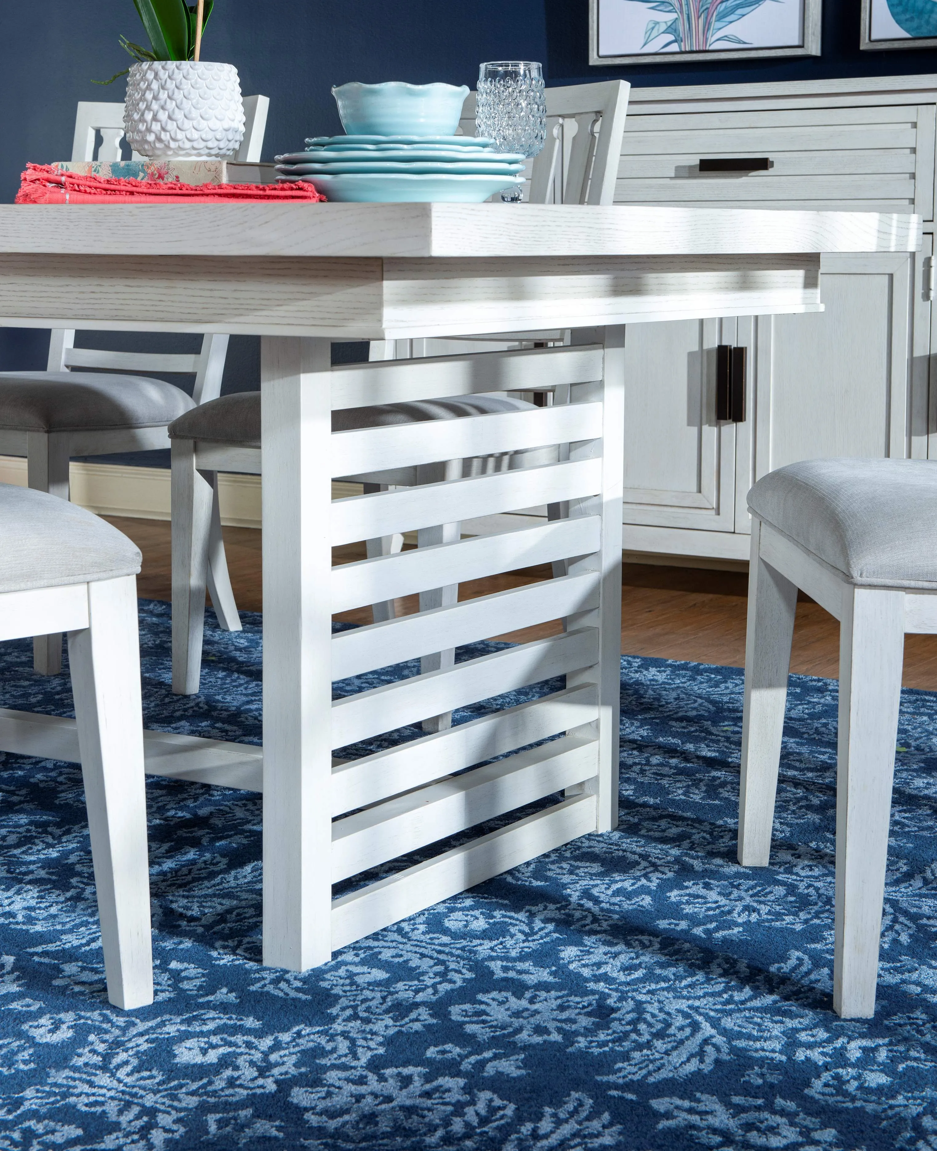 Coastal White Trestle Dining Set 9-Pc Extendable (76-94-112")