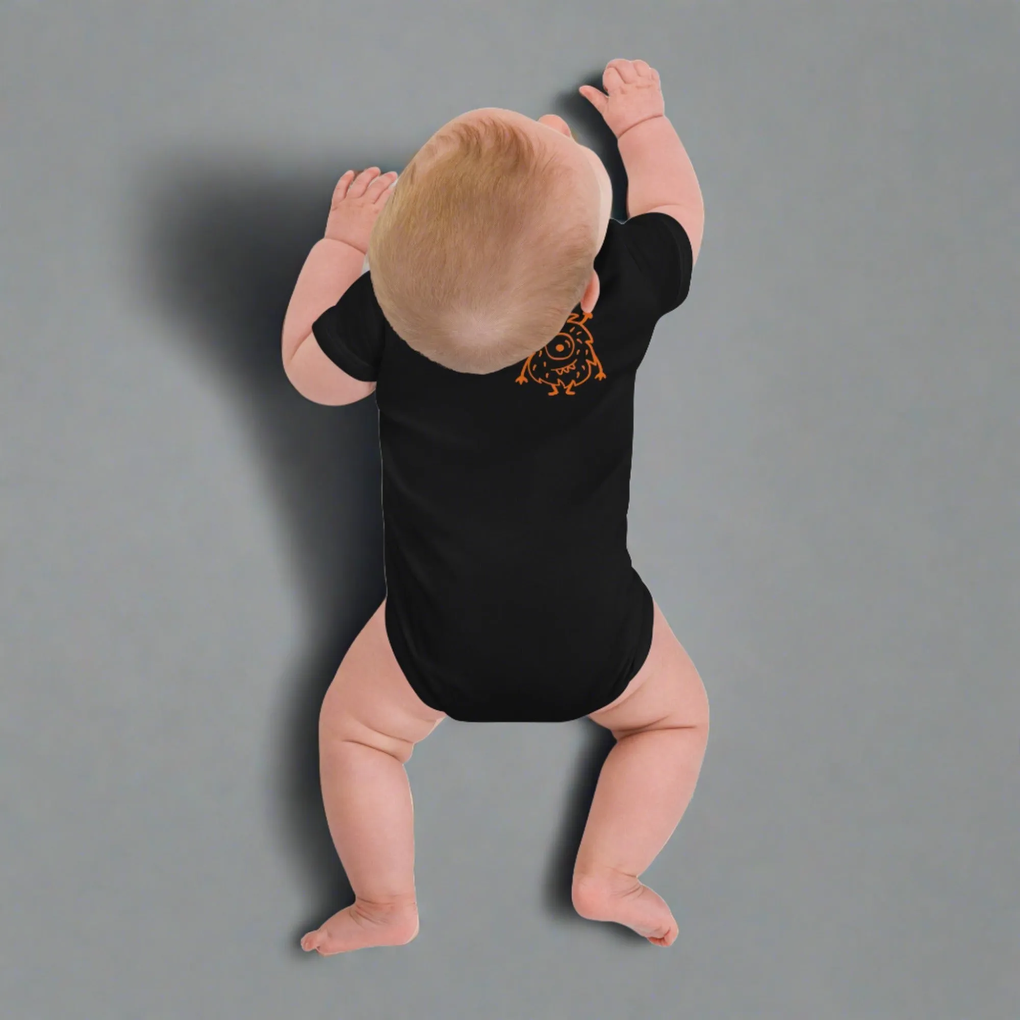Durable Organic Cotton Baby Bodysuit - Ideal for Baby Adventures