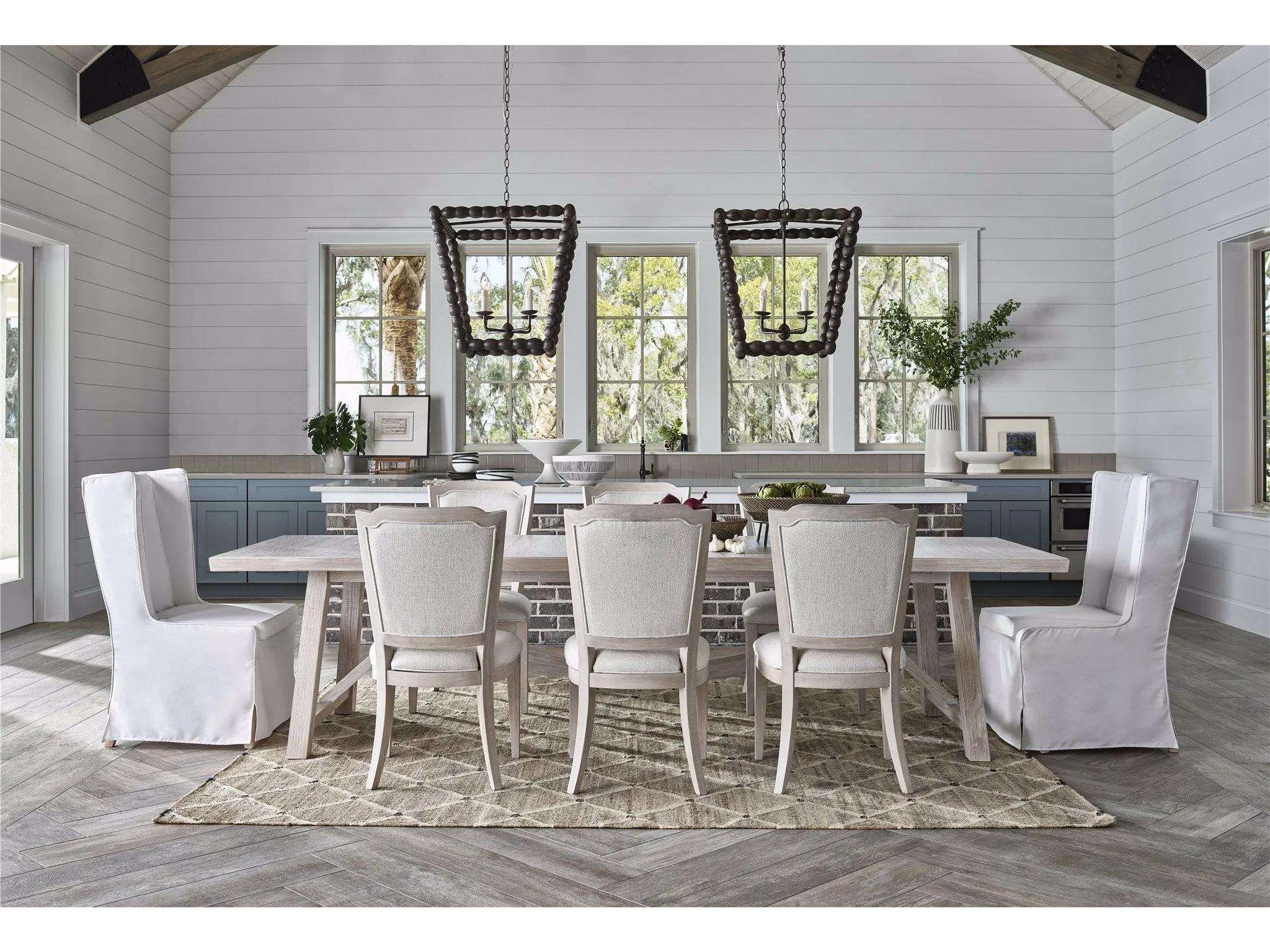 Getaway Extension Dining Table (84"-124")