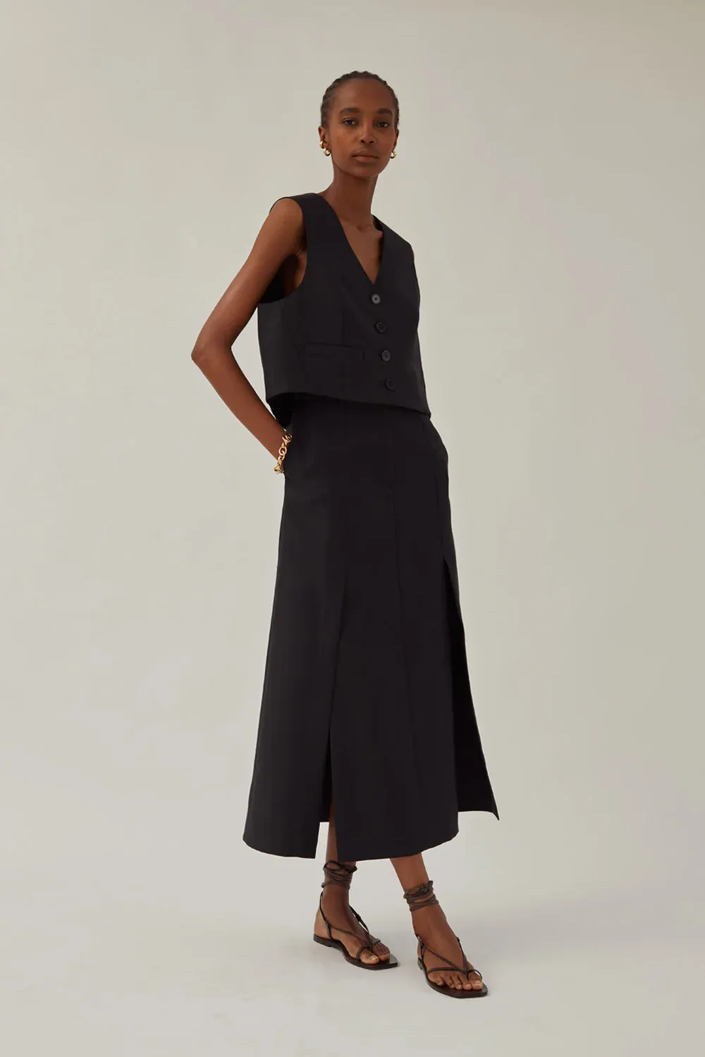 Luna Vest in Black